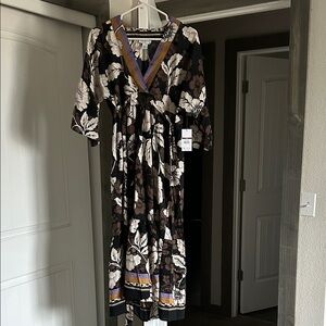 Sofia by Sofia Vergara Black and Brown Floral Dress